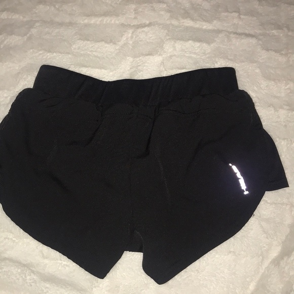 XS Black head running shorts - Picture 2 of 4